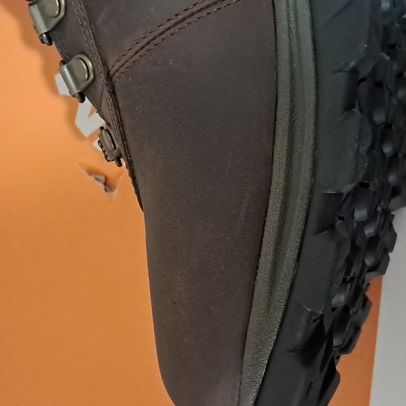 Timberland Men's Mt Madden Mid LC Waterproof Hiking Boots - Picture 11 of 17